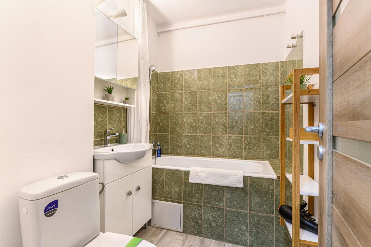 Luxury Studios - Soarelui 10 Braşov Esterno foto